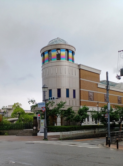 手塚治虫記念館の外観